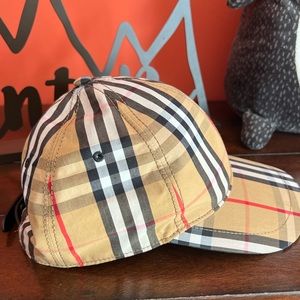 Authentic Burberry cap !